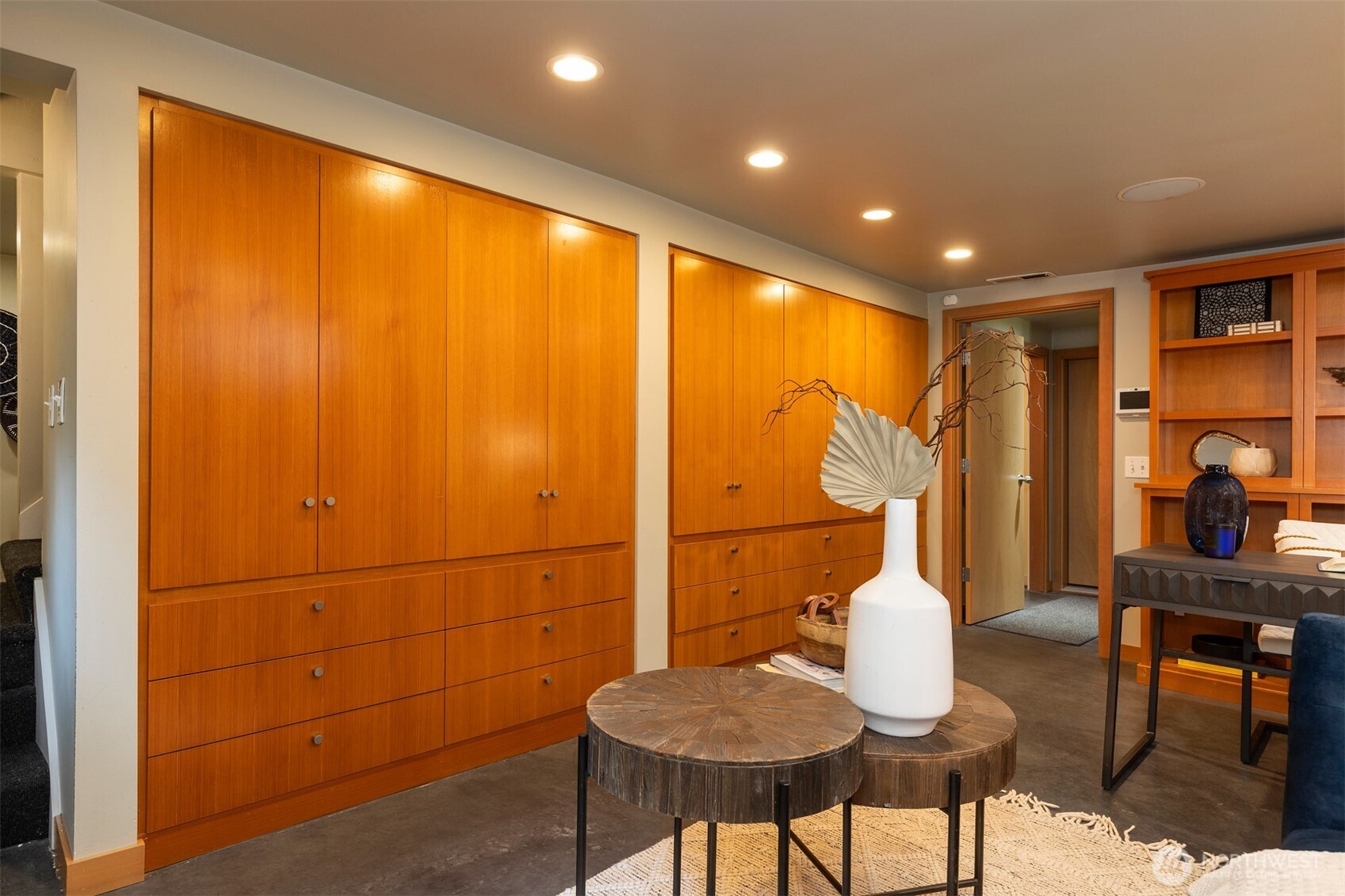 7 Newell Street Seattle, WA 98109 - Photo 23 of 34