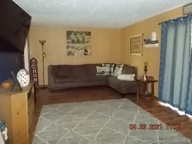 164 West Crothersville Road Austin, IN 47102 - Photo 4 of 32 Gallery Image 4