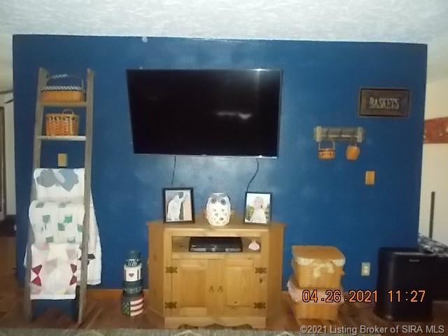 164 West Crothersville Road Austin, IN 47102 - Photo 6 of 32 Gallery Image 6