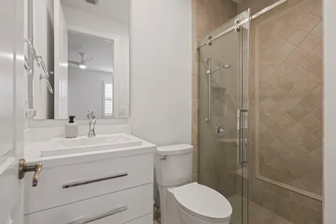 $975,000 | 7150 Mallorca Crescent, Boca Raton, FL 33433