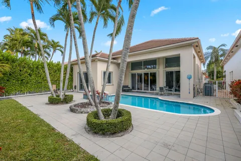 $975,000 | 7150 Mallorca Crescent, Boca Raton, FL 33433