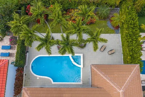 $975,000 | 7150 Mallorca Crescent, Boca Raton, FL 33433
