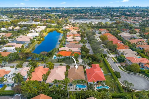 $975,000 | 7150 Mallorca Crescent, Boca Raton, FL 33433