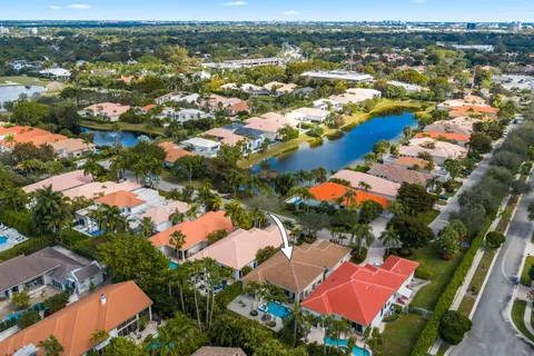 $975,000 | 7150 Mallorca Crescent, Boca Raton, FL 33433