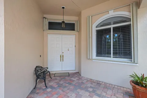 $975,000 | 7150 Mallorca Crescent, Boca Raton, FL 33433