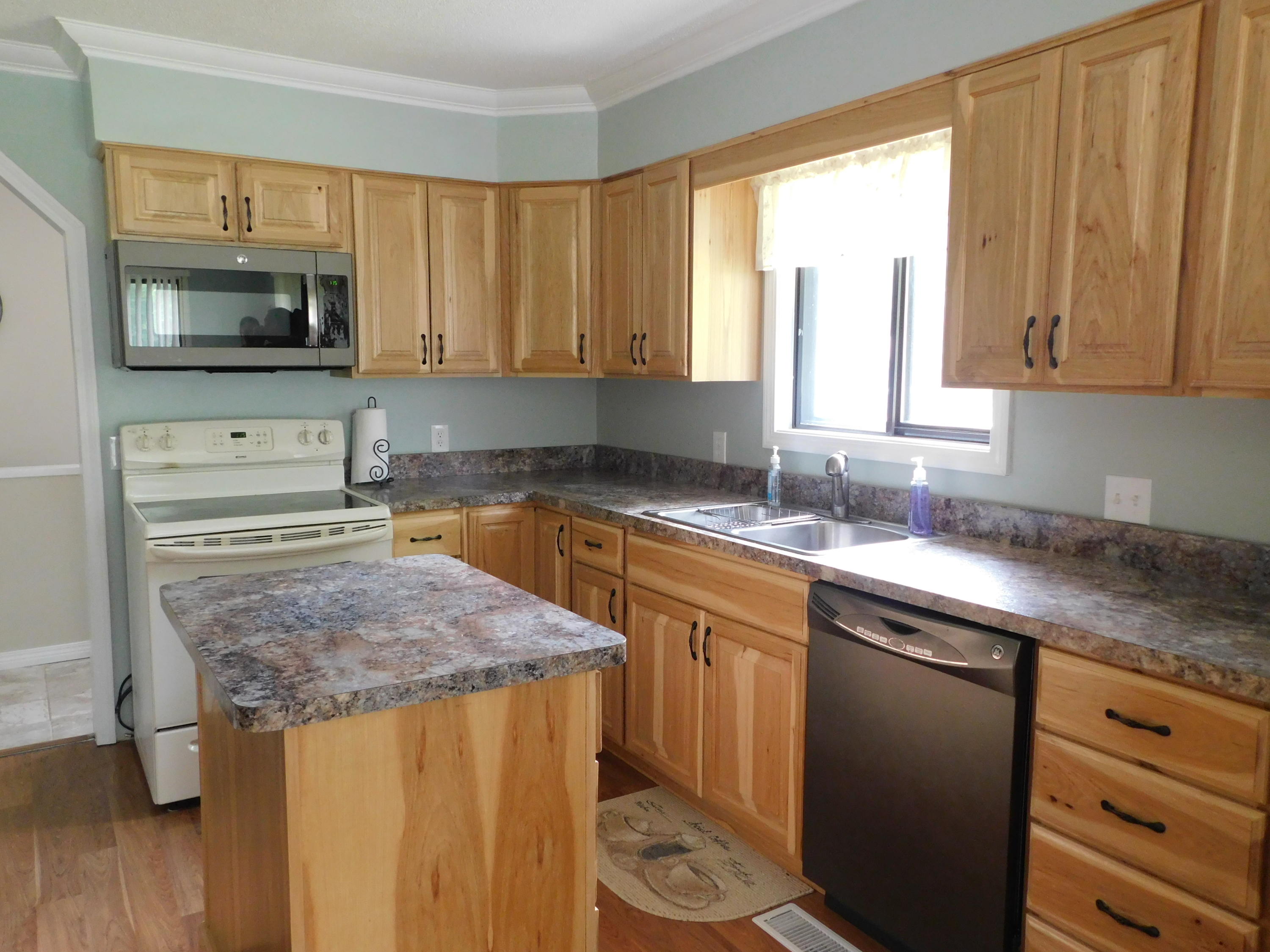 1535 North Galbraith Road Mio, MI 48647 - Photo 4 of 25 Gallery Image 4