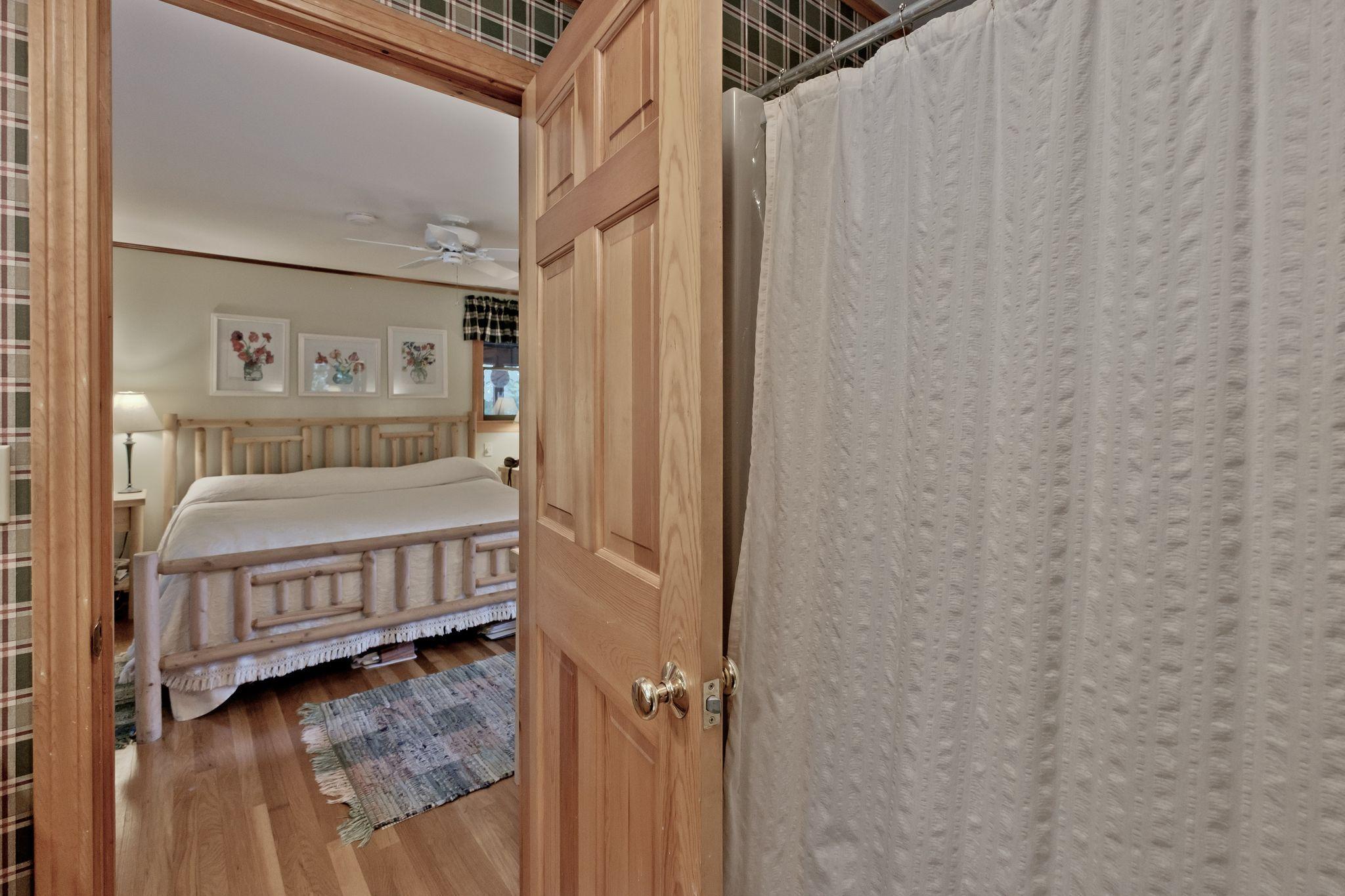 28 Sunset Ridge Road Lovell, ME 04051 - Photo 35 of 59 28 sun mastbath1