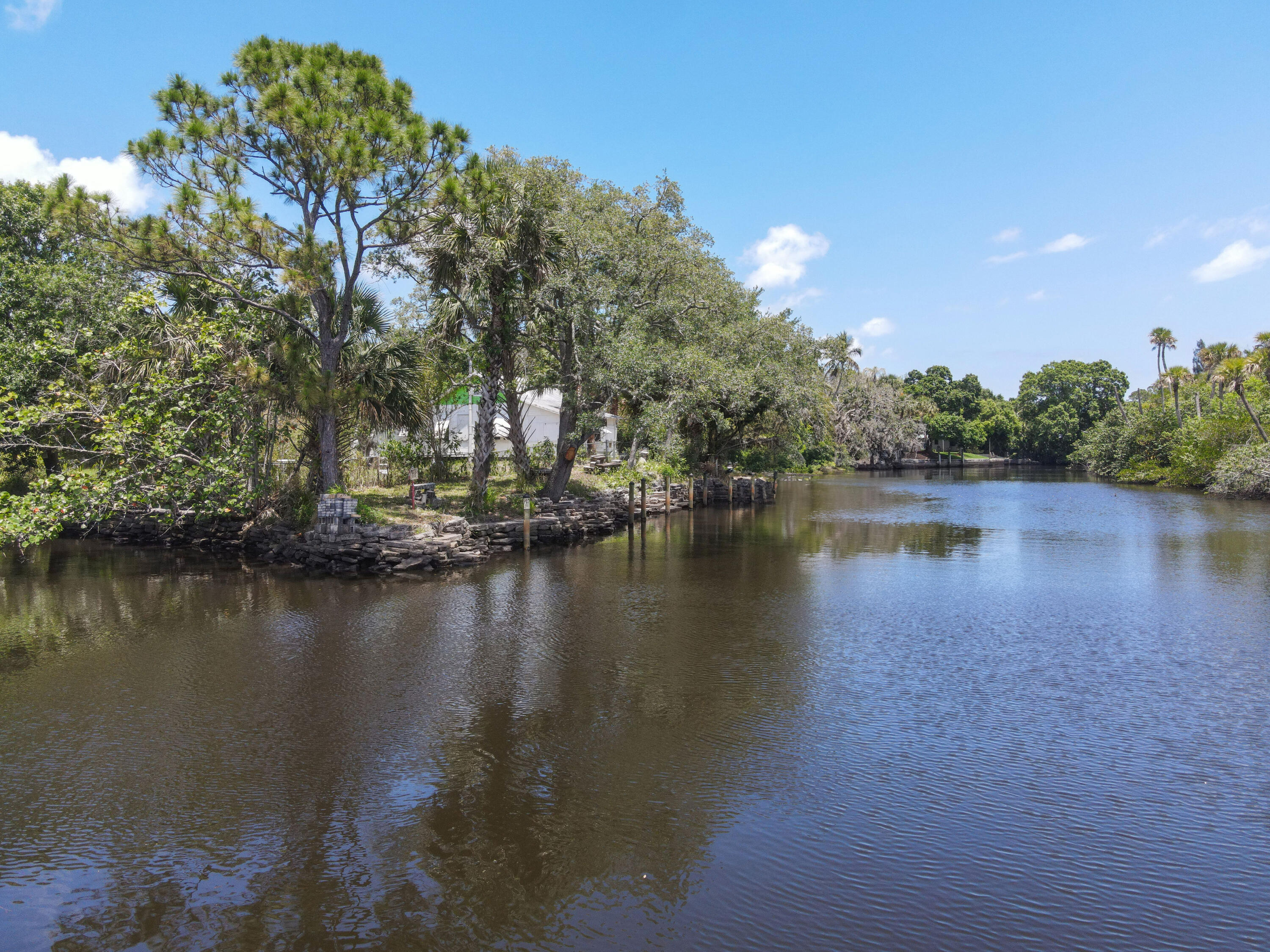 332 Southwest Salerno Road Stuart, FL 34997 - Photo 4 of 17 332SWSalernoRdAerials(30)