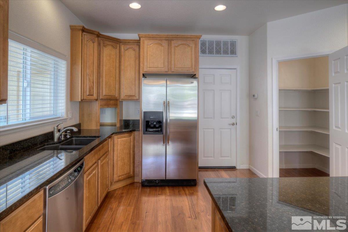 975 Stadium View Court Reno, NV 89512 - Photo 8 of 39 Photo 8