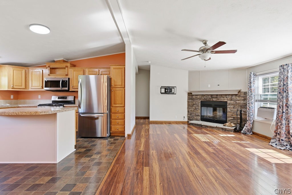 134 Hanley Road Granby, NY 13069 - Photo 5 of 46
