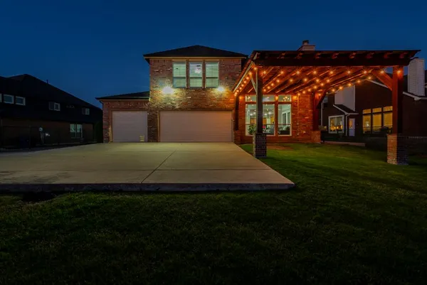 $782,067 | 2049 Sleepy Hollow Trail, Frisco, TX 75033