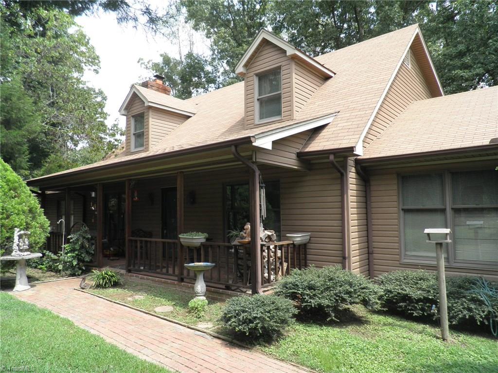 4698 Deaton Road Trinity, NC 27370 - Photo 2 of 27