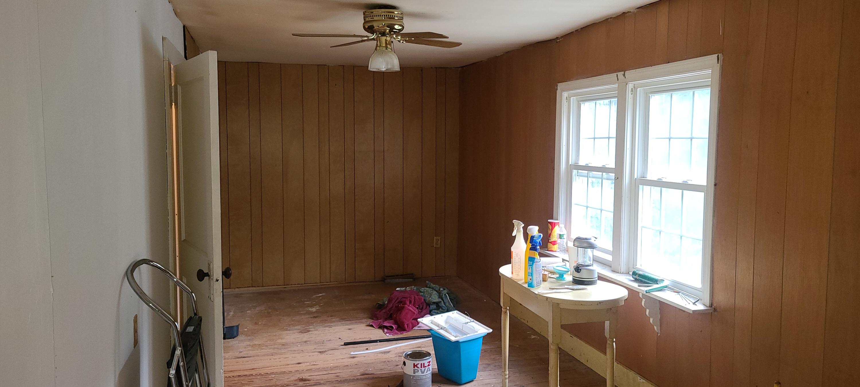 190 River Road Marstons Mills, MA 02648 - Photo 18 of 29 a room with furniture and window