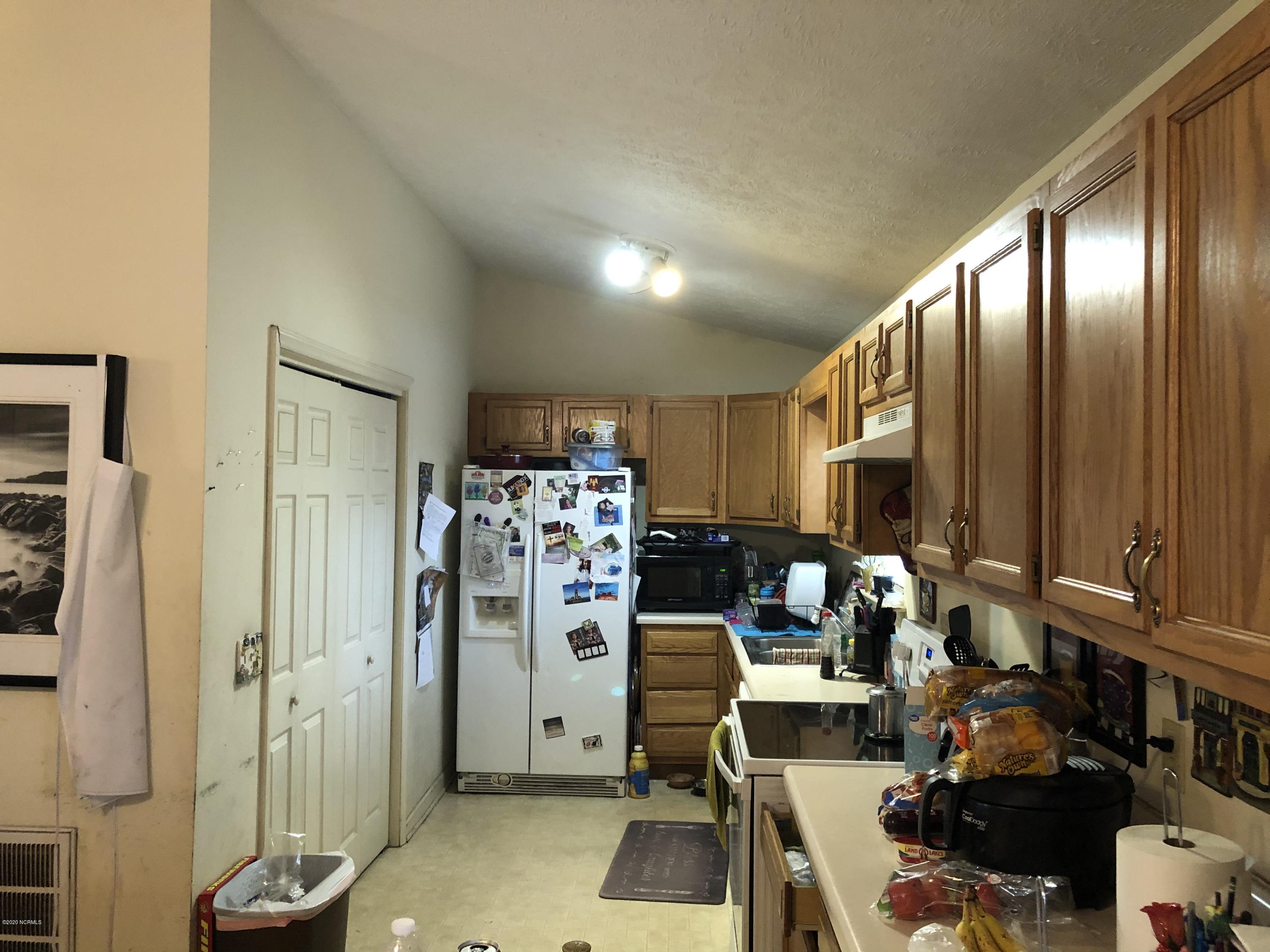 2341 East Boiling Spring Road Southport, NC 28461 - Photo 5 of 10 F429FCB7-B5F3-40D7-82BB-58BE5F1176FA