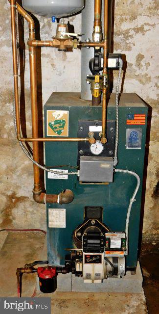 71 Klapperthal Road Reading, PA 19606 - Photo 6 of 39