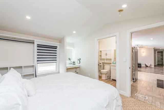 $67,000 | 38569 North Sheridan Road, Unit 512, Beach Park, IL 60087