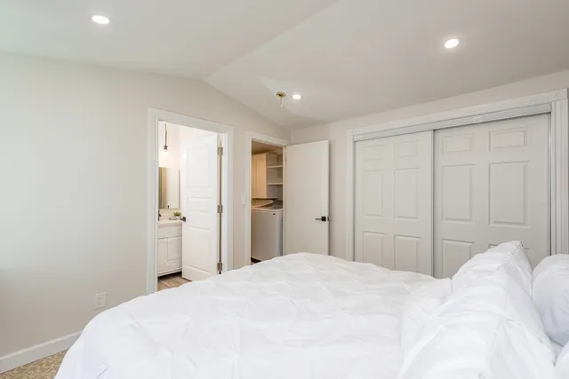 $67,000 | 38569 North Sheridan Road, Unit 512, Beach Park, IL 60087