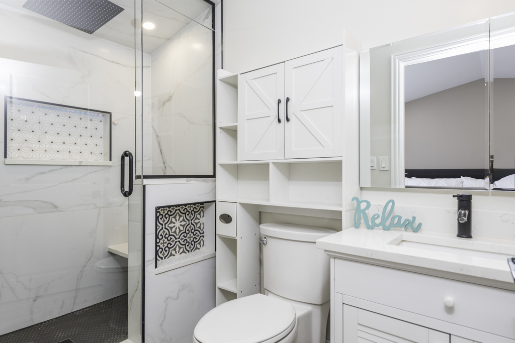 38569 North Sheridan Road, Unit 512 Beach Park, IL 60087 - Photo 16 of 24