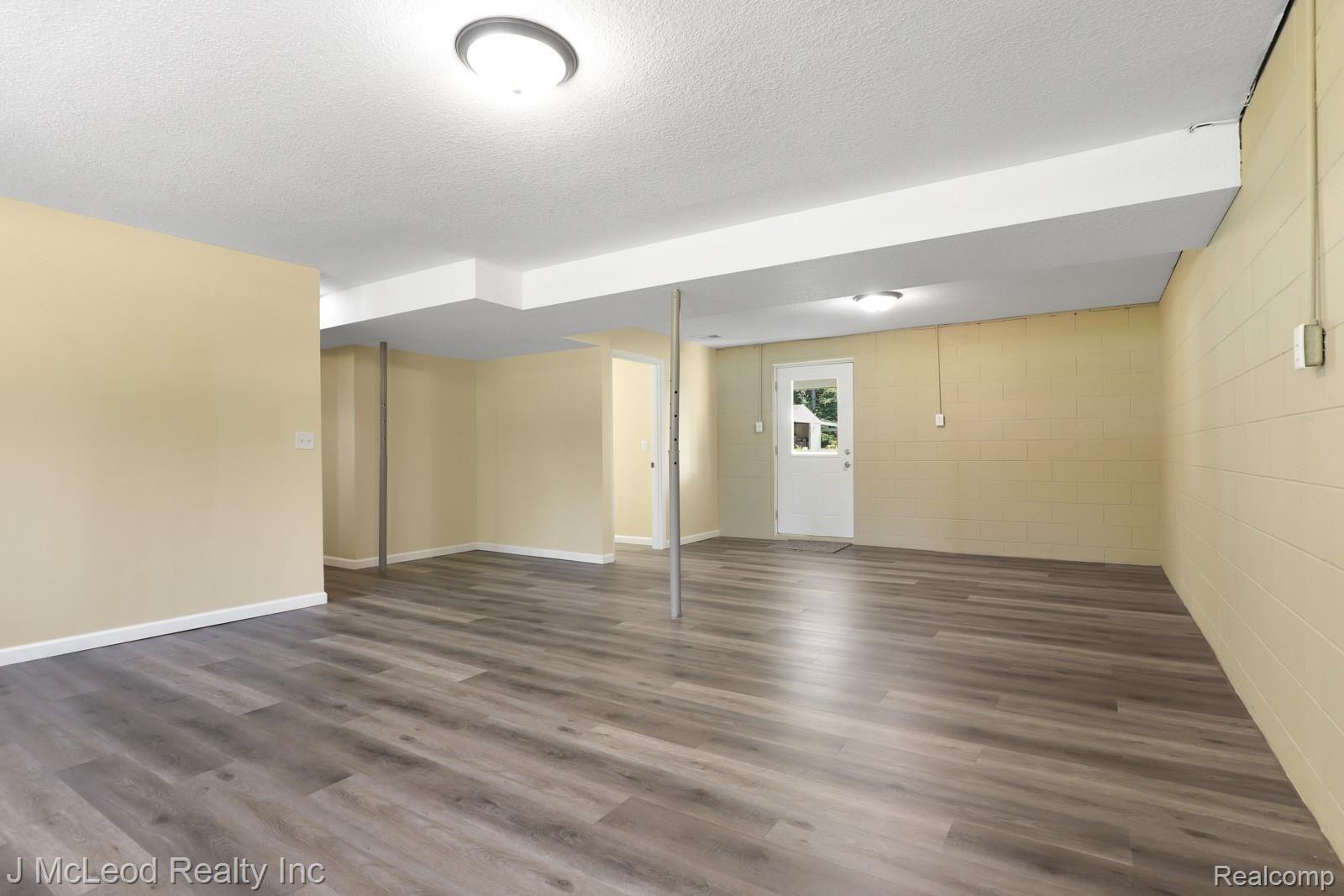 6851 Sheridan Road Vassar, MI 48768 - Photo 29 of 51 6851 Sheridan Vassar -29.jpg