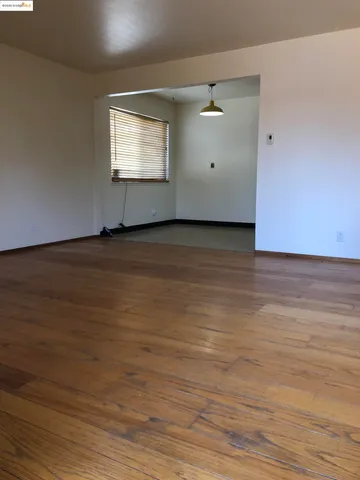 $3,325 | 3527 Suter Street, Oakland, CA 94619