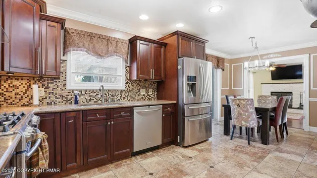 $537,000 | 164 Reunion Ridge, East Stroudsburg, PA 18301