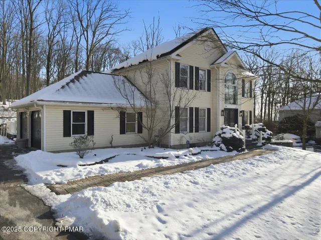 $537,000 | 164 Reunion Ridge, East Stroudsburg, PA 18301