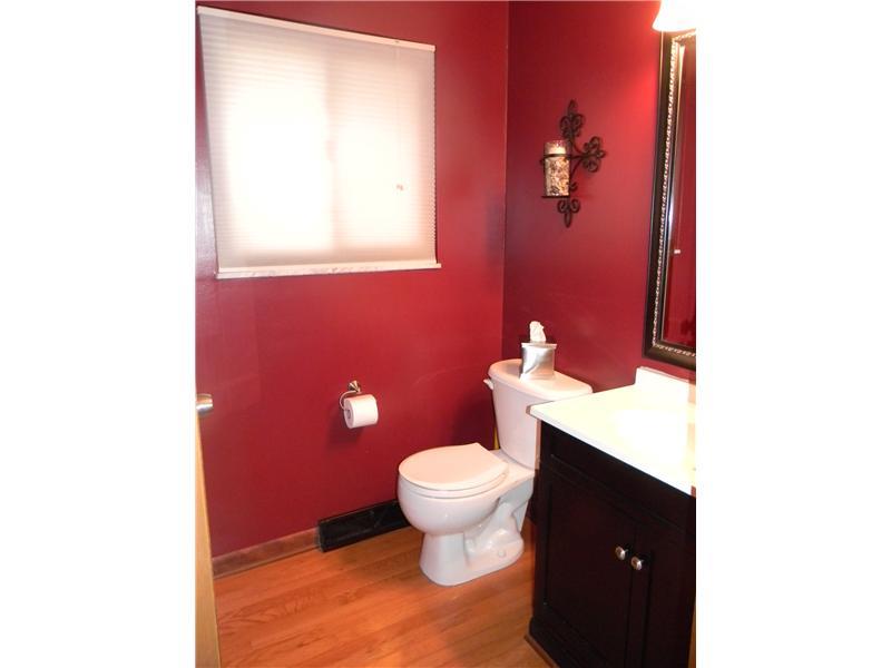 17 Cambria Pittsburgh, PA 15209 - Photo 15 of 18 Partial Bath.