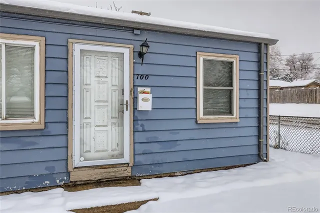 $2,195 | 700 Perry Street, Denver, CO 80204