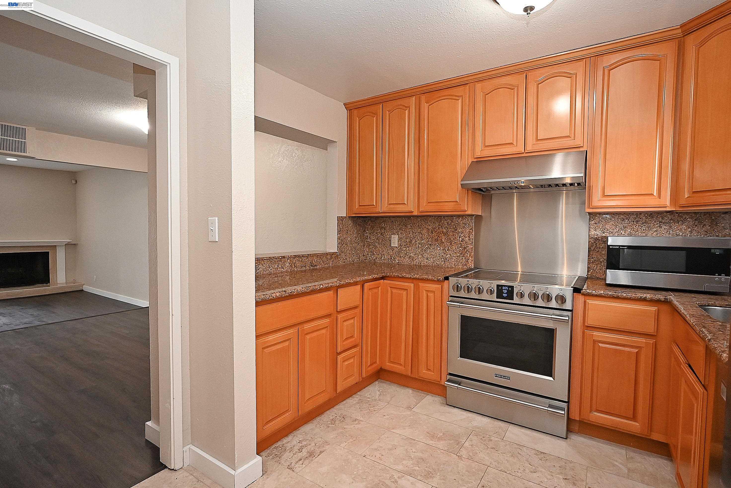 17994 Azalea Road Hayward, CA 94541 - Photo 17 of 37