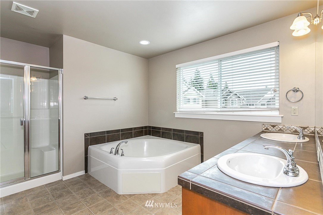 20408 3rd Drive Southeast, Unit 10 Bothell, WA 98012 - Photo 13 of 18