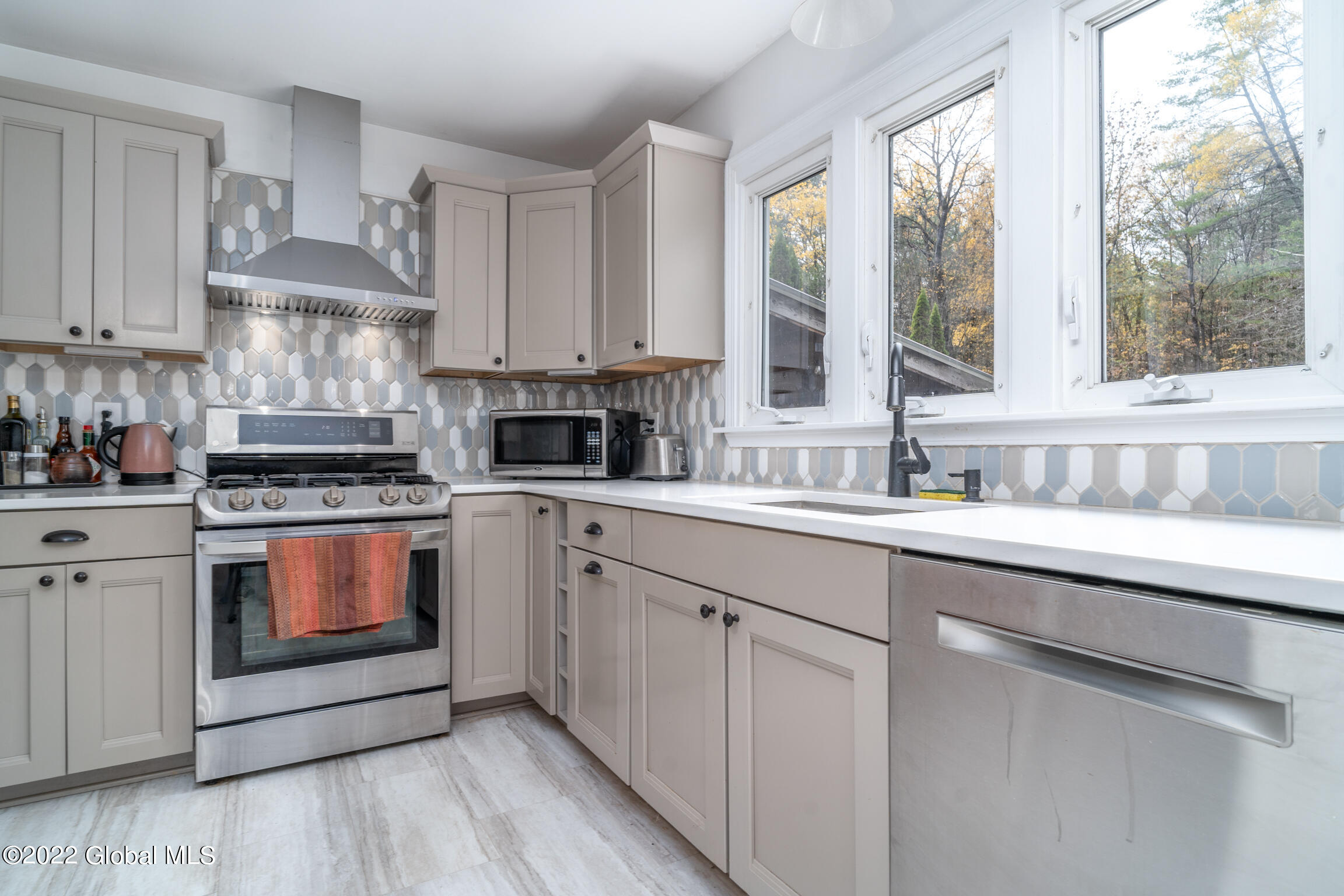 127 Ruggles Road Saratoga Springs, NY 12866 - Photo 21 of 66 127 Ruggles Rd Saratoga Springs NY mls-2