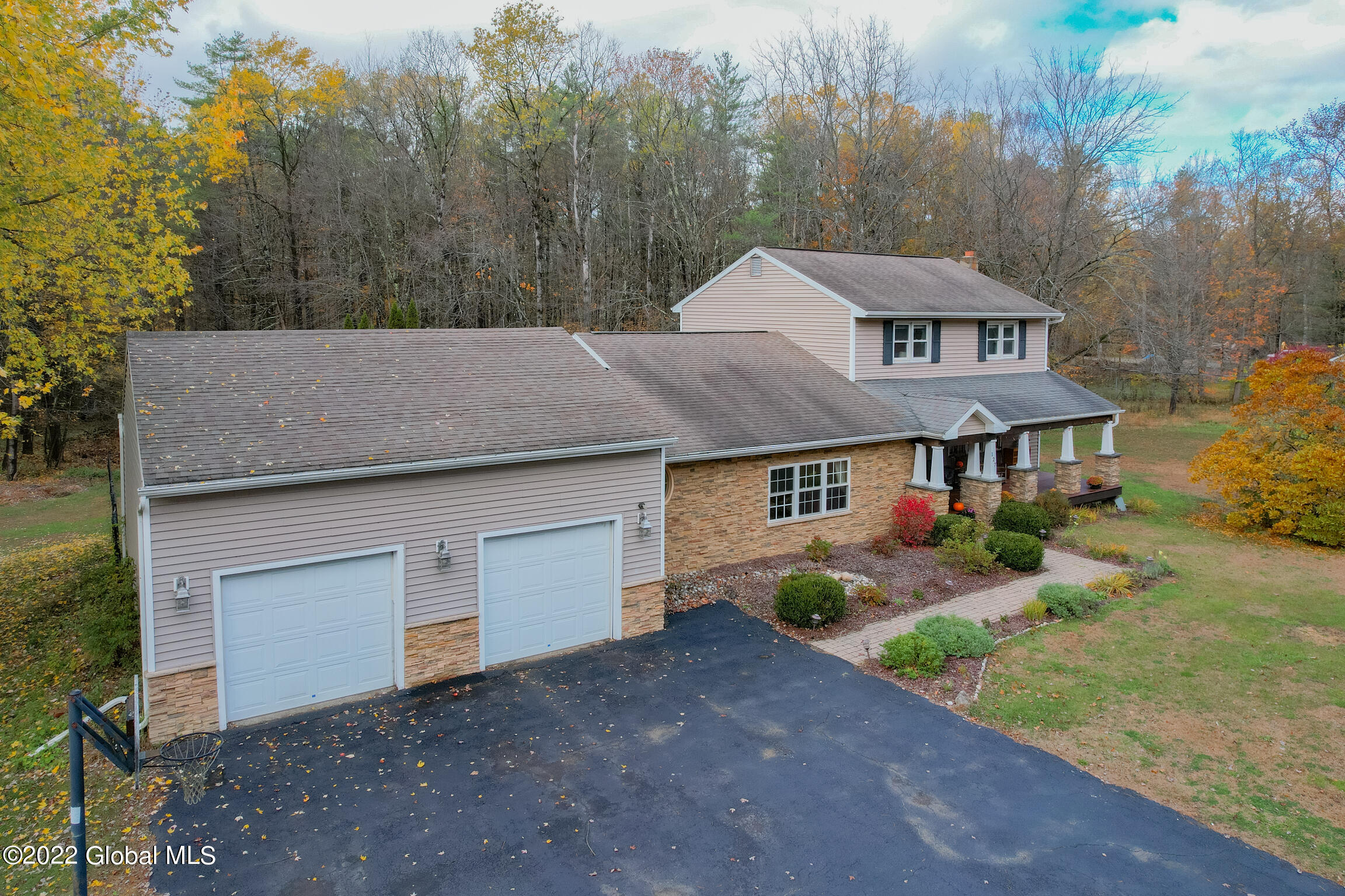 127 Ruggles Road Saratoga Springs, NY 12866 - Photo 3 of 66 127 Ruggles Rd Saratoga Springs NY mls-7