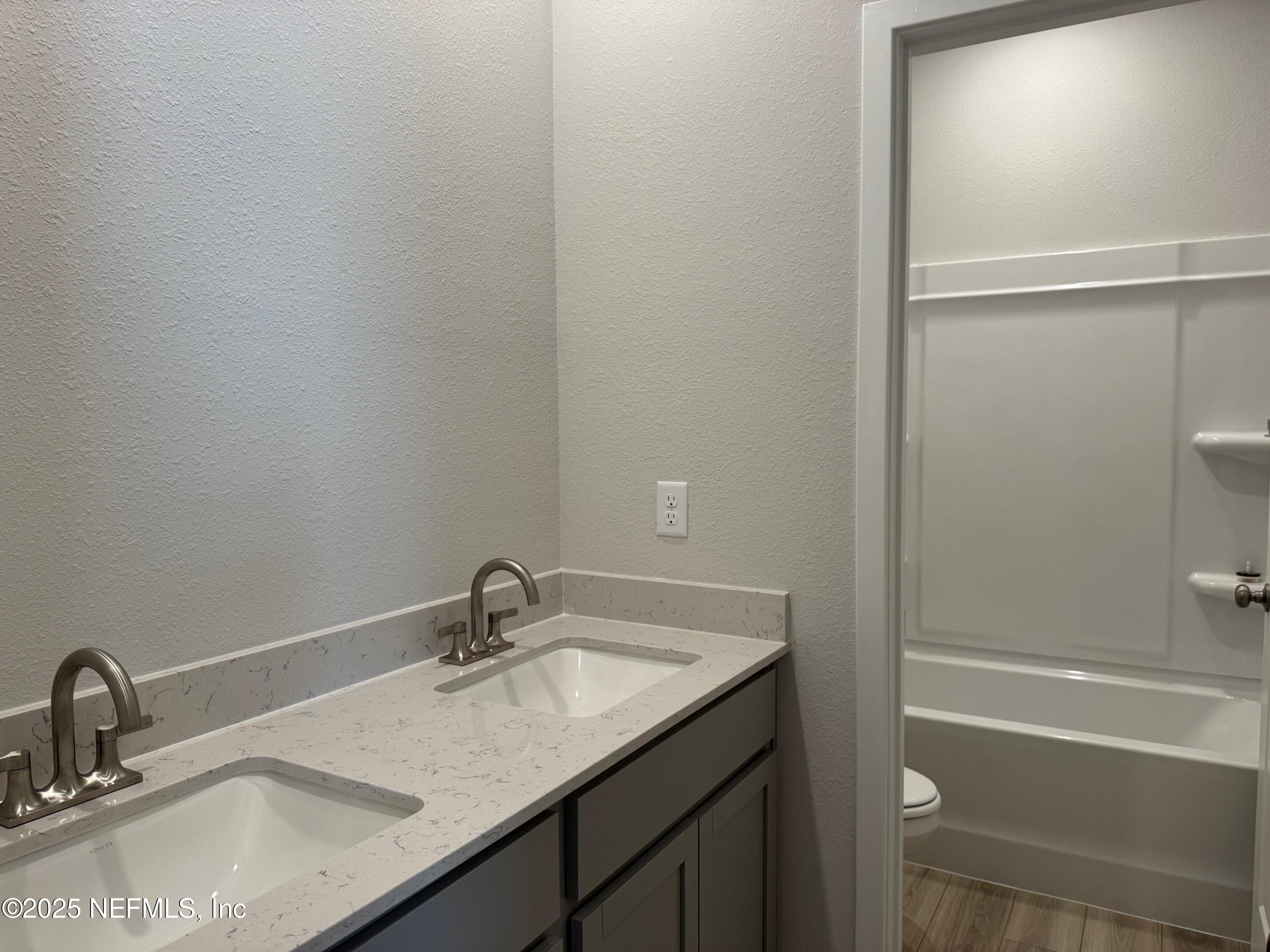 96197 Broadmoore Road Fernandina Beach, FL 32034 - Photo 14 of 18 Santa Rosa 12 shared bath for beds 2 and