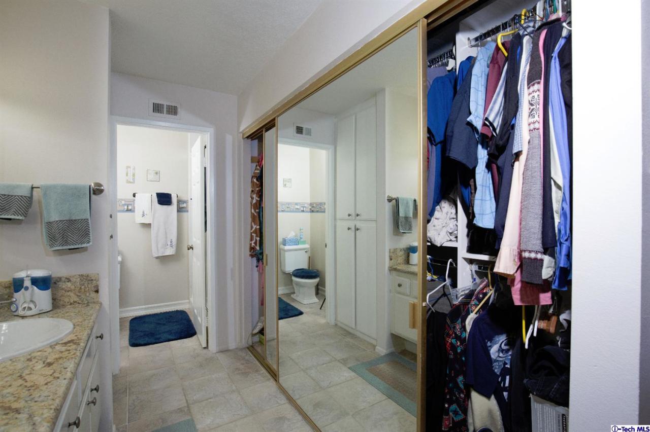 25633 Salceda Road Valencia, CA 91355 - Photo 20 of 29 a view of walk in closet