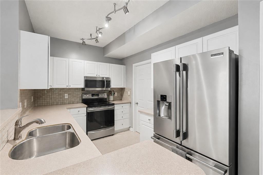 210 Spring Heights Lane, Unit 2 Smyrna, GA 30080 - Photo 10 of 22