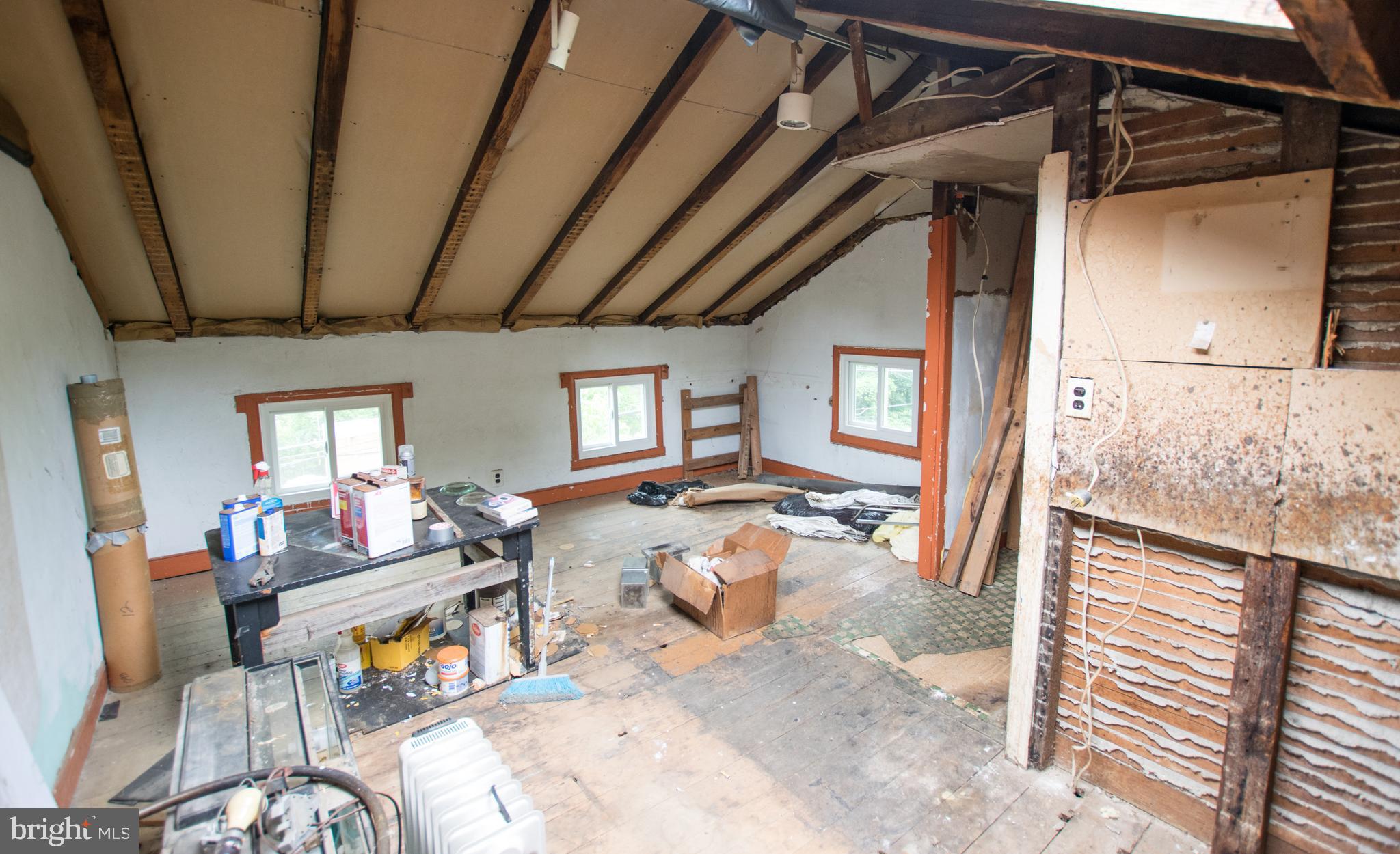 361 Parkmount Road Media, PA 19063 - Photo 9 of 10