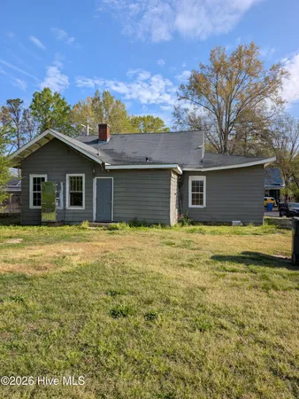 $98,000 | 406 Academy Street East, Wilson, NC 27893