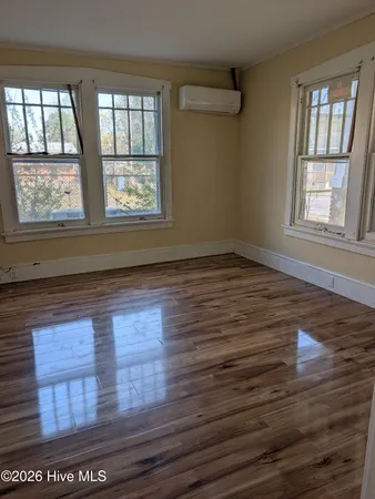 $98,000 | 406 Academy Street East, Wilson, NC 27893