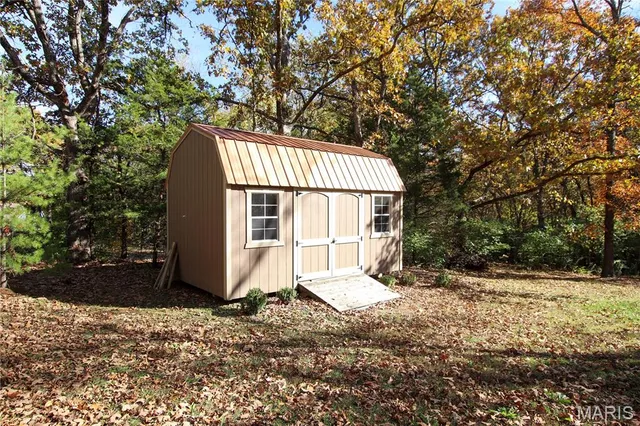 $430,000 | 960 Hilltop Drive, Sullivan, MO 63080