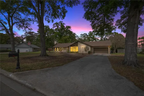 $424,999 | 4425 Southeast 2nd Place, Ocala, FL 34471