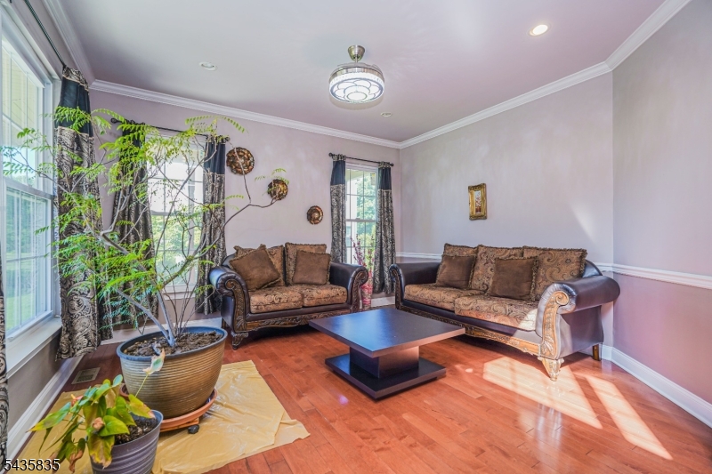 30 Rue Chagall Somerset, NJ 08873 - Photo 19 of 44