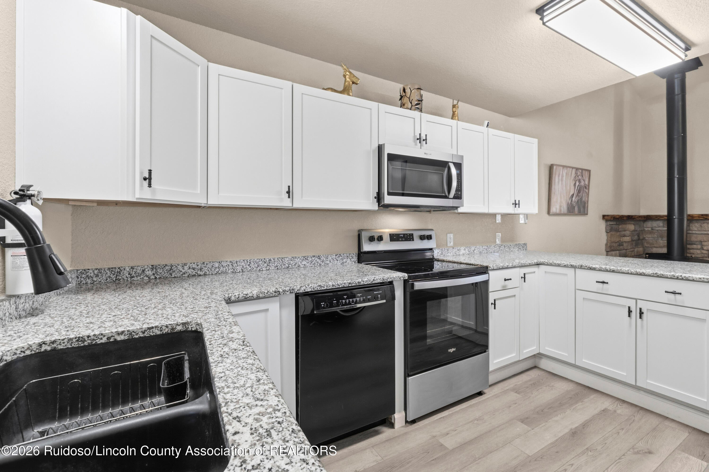 303 Racquet Drive, Unit 18 Ruidoso, NM 88345 - Photo 10 of 45 Gallery Image 10
