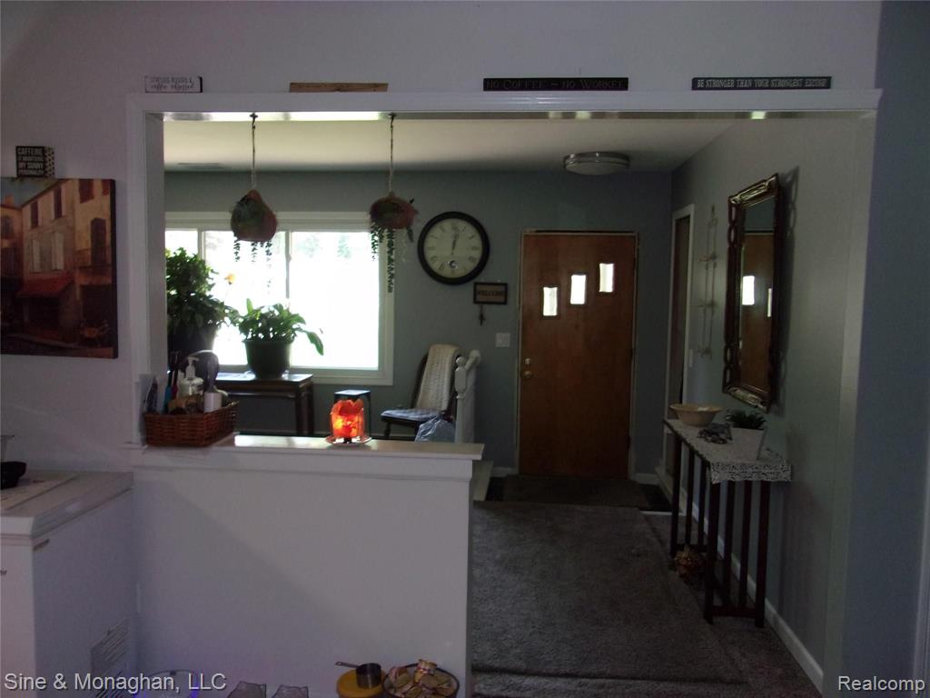 9324 Field Road Algonac, MI 48001 - Photo 13 of 40