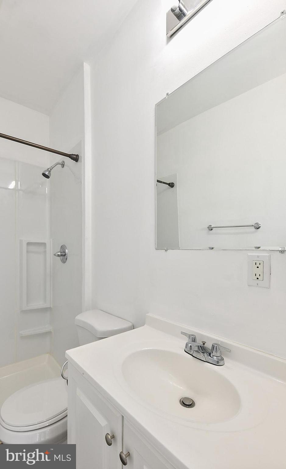1603 Appleton Street Baltimore, MD 21217 - Photo 17 of 28 Gallery Image 17