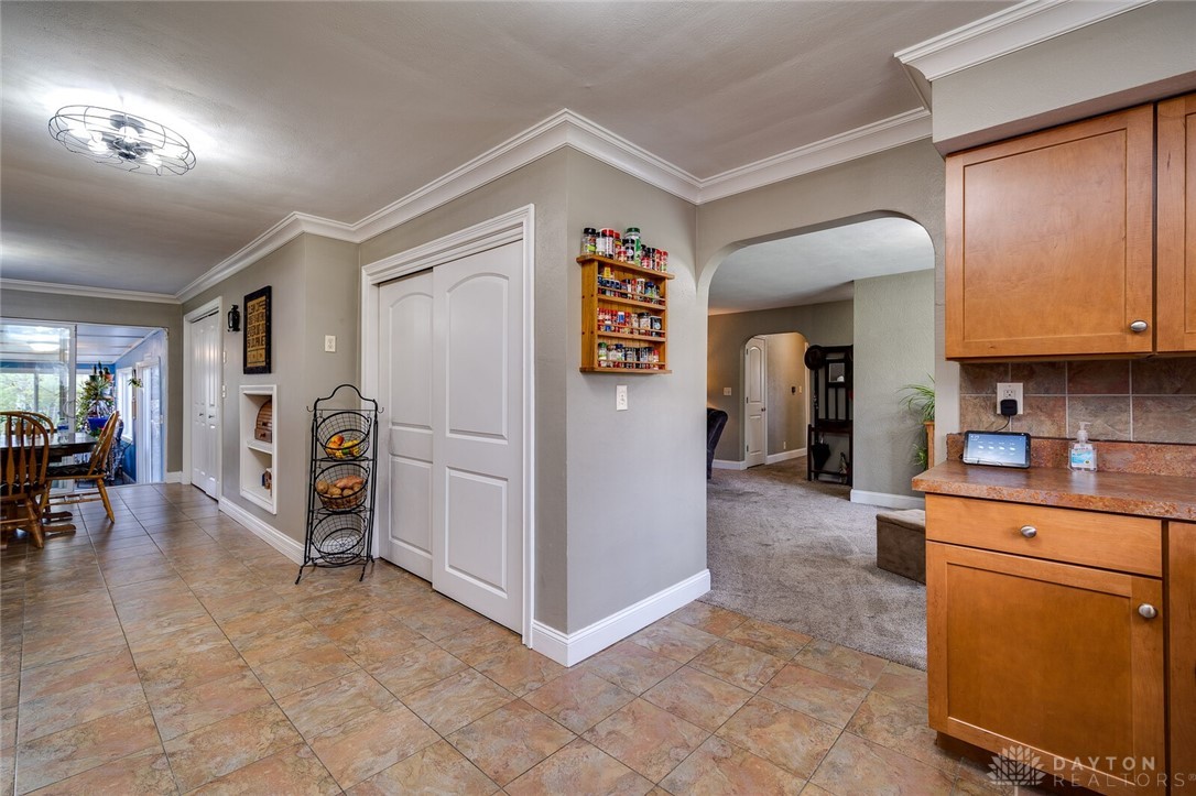 139 Hacker Road Clayton, OH 45415 - Photo 4 of 40 Gallery Image 4