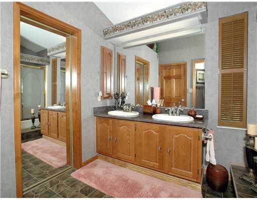 962 Highway 380 Apollo, PA 15613 - Photo 12 of 12 Master Bath/Spa.