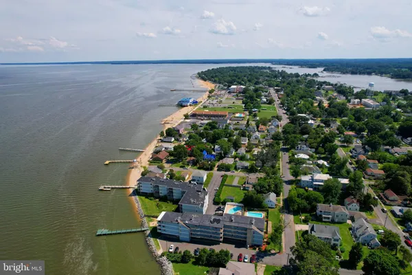 $2,300 | 715 Washington Colonial Beach, Unit 15, Colonial Beach, VA 22443