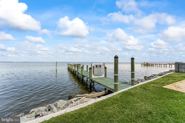 $2,300 | 715 Washington Colonial Beach, Unit 15, Colonial Beach, VA 22443