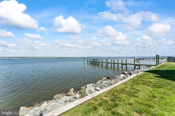 $2,300 | 715 Washington Colonial Beach, Unit 15, Colonial Beach, VA 22443