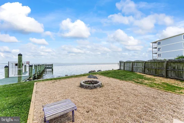 $2,300 | 715 Washington Colonial Beach, Unit 15, Colonial Beach, VA 22443